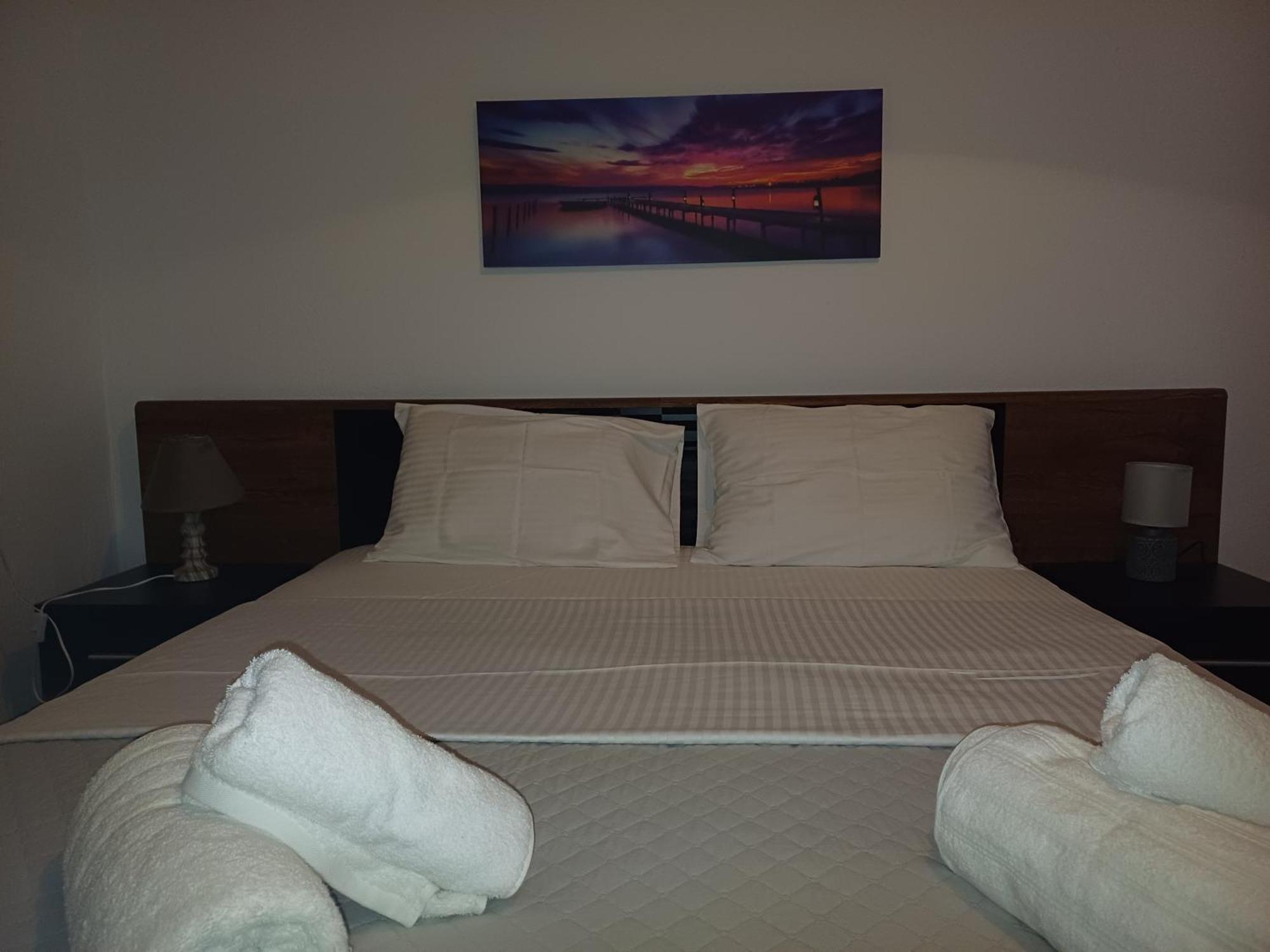 G.Tzanis Luxury Apartments Parga Bagian luar foto